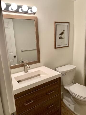 En-suite bath with shower