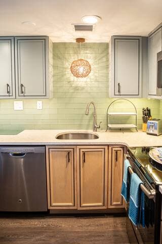 Well equipped kitchen