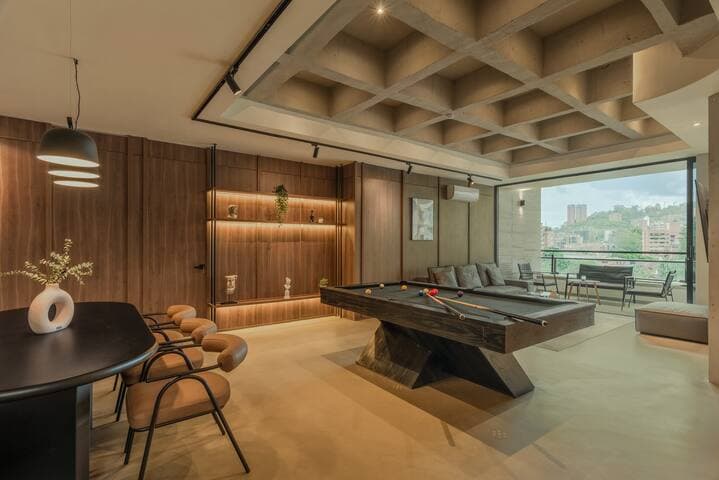 CasaOded#5 VIP Jacuzzi Suites & Private Disco Club