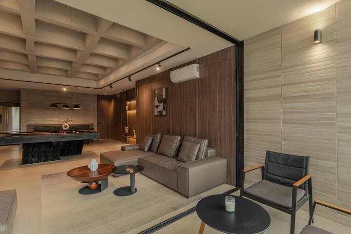 CasaOded#5 VIP Jacuzzi Suites & Private Disco Club