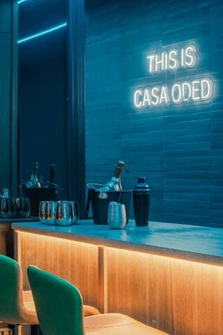 CasaOded#5 VIP Jacuzzi Suites & Private Disco Club