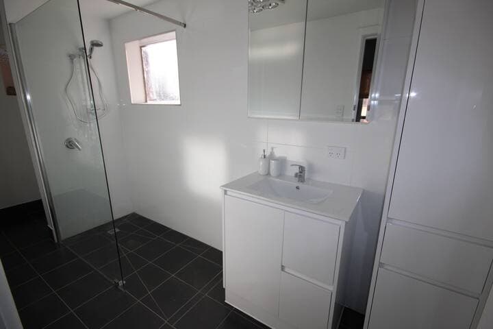 Macquarie Apartments Lower Level - Hobart