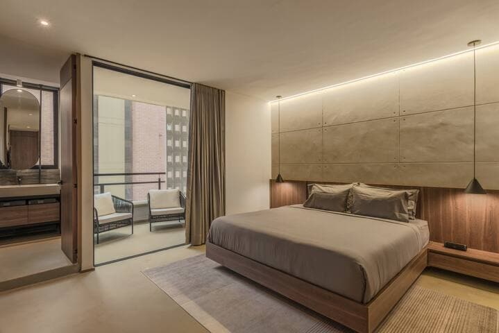CasaOded#5 VIP Jacuzzi Suites & Private Disco Club