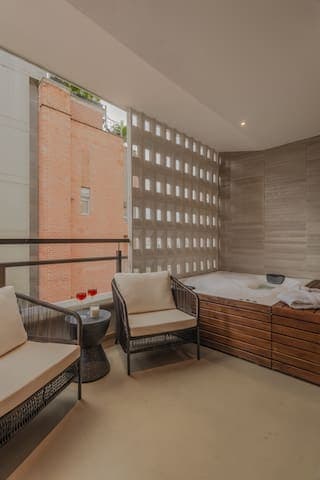 CasaOded#5 VIP Jacuzzi Suites & Private Disco Club