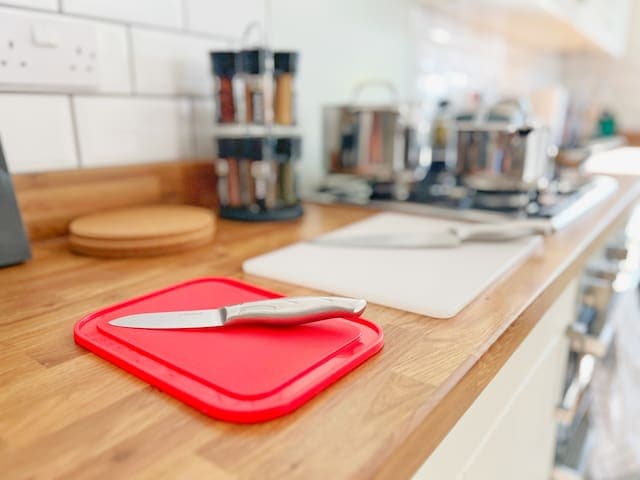 Comfy modern semi-detached | 400Mb WiFi | Parking