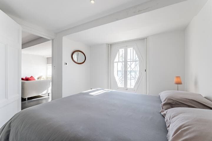 «Maison Gairard» bord de Mer, centre ville, Bandol