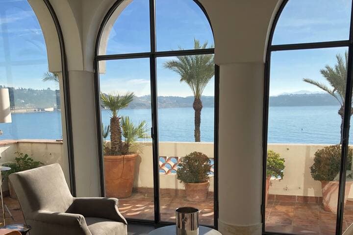 «Maison Gairard» bord de Mer, centre ville, Bandol