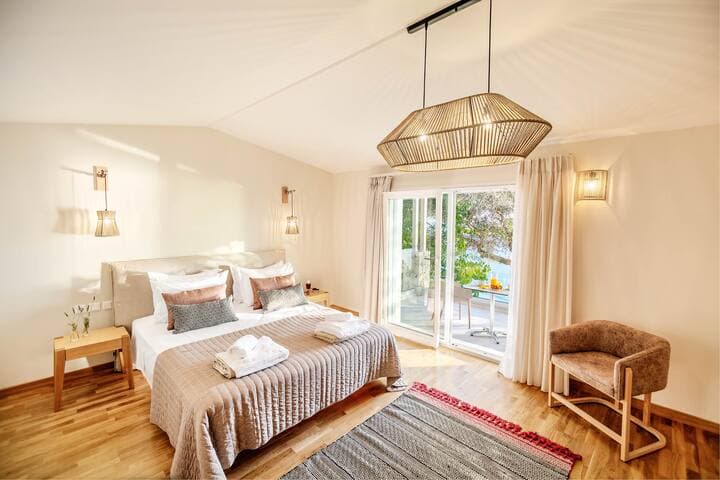 Ocean View Luxury Villa Ethra