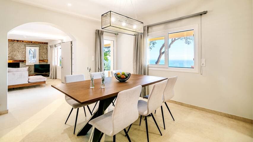 Ocean View Luxury Villa Ethra