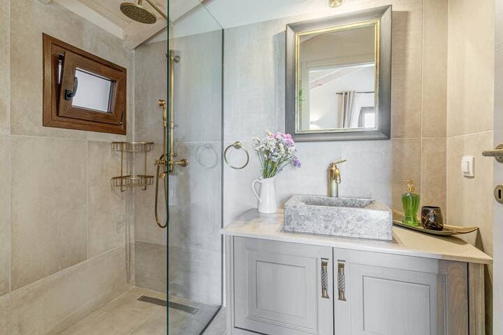 The Heritage Cottage in Doukades