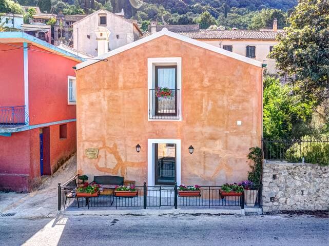 The Heritage Cottage in Doukades