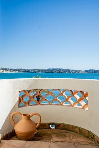 «Maison Gairard» bord de Mer, centre ville, Bandol