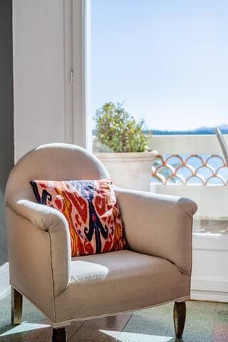 «Maison Gairard» bord de Mer, centre ville, Bandol