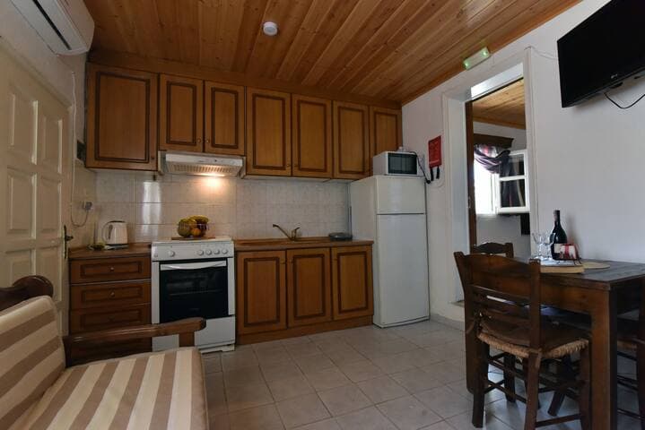 Traditional Cottage on the hillside of Antiperni