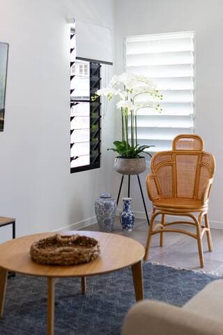 Imagine sitting back and enjoying a nice coffee & book in this well lite corner.
