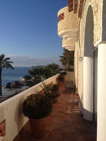 2ème étage / balcon