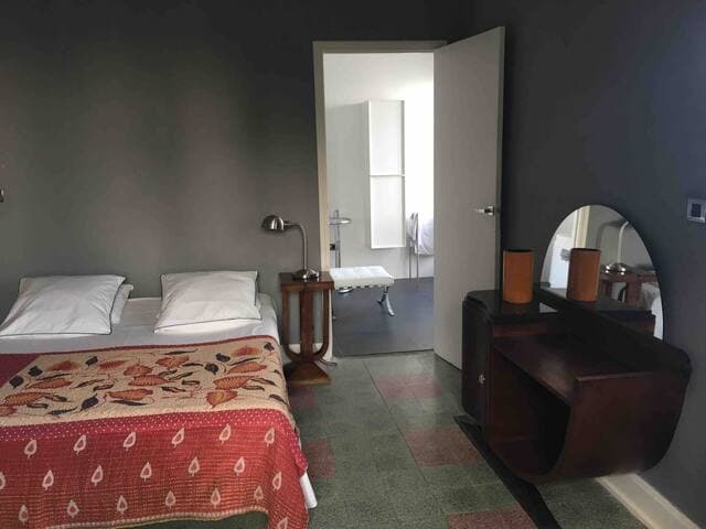 «Maison Gairard» bord de Mer, centre ville, Bandol