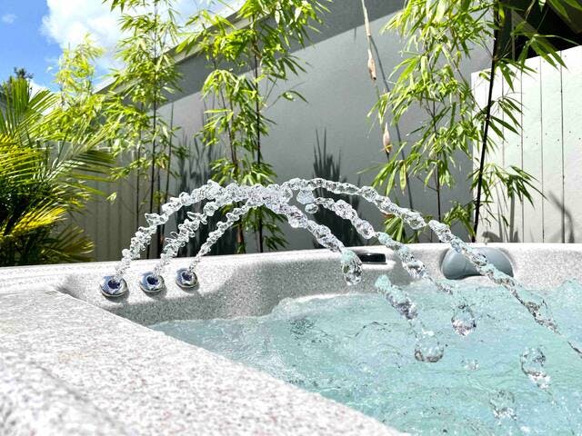 Cool off, after your day spent on the reef or rainforest, in our private beautiful outdoor spa/hot tub.