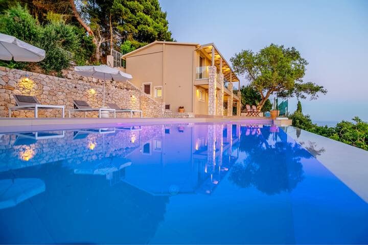 Ocean View Luxury Villa Ethra