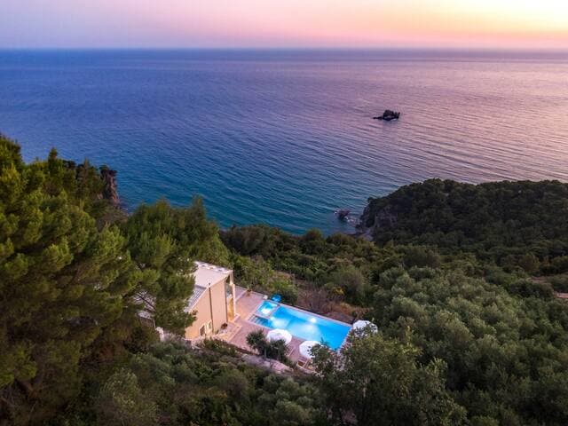 Ocean View Luxury Villa Ethra