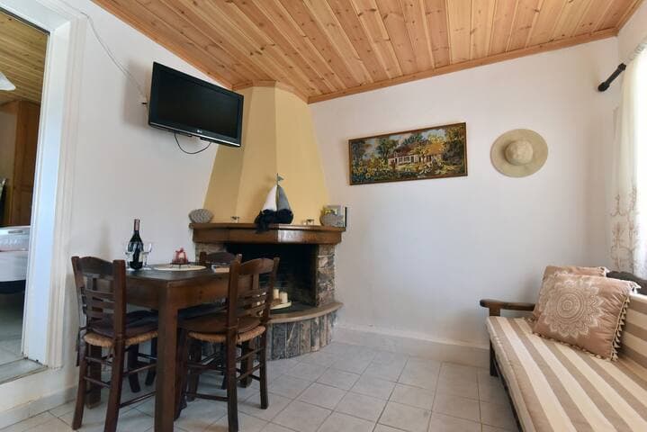 Traditional Cottage on the hillside of Antiperni