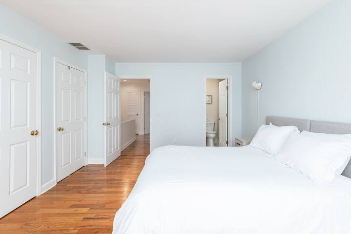 Sleep soundly in the king bed with super soft sheets and fluffy pillows.
"Great place for our family to stay! Super clean and everything looks better then the pictures! Comfy beds ! Very close the the pool. You can def walk to the beach..." - Sara