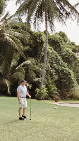 Most people choose to stay in Cairns to use as their base for exploring the region. Some awesome day trips to recommend are Port Douglas (excellent golf courses and beautiful 4 mile beach) Atherton Tableland ( A foodies delight & amazing waterfalls to exp