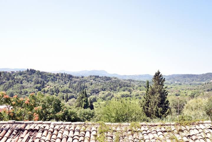 Traditional Cottage on the hillside of Antiperni
