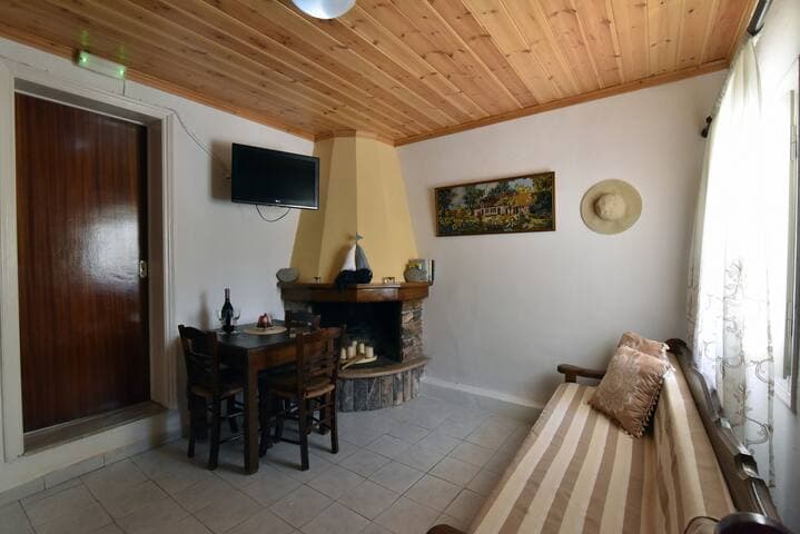 Traditional Cottage on the hillside of Antiperni