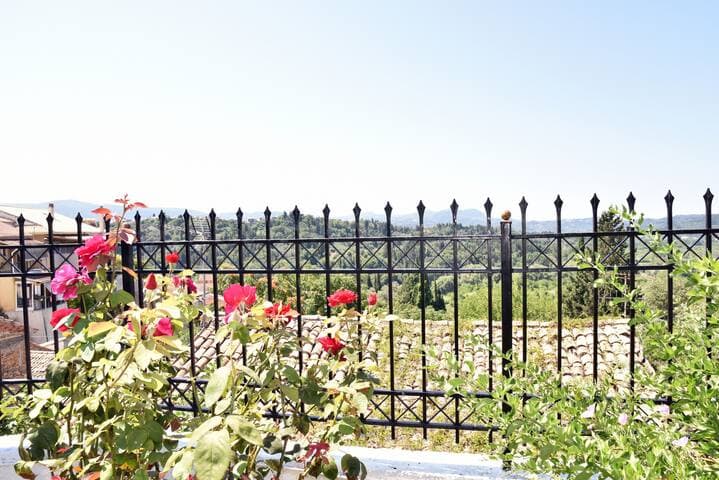 Traditional Cottage on the hillside of Antiperni