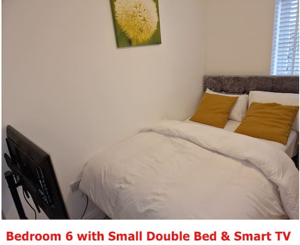 Bedroom 6 with Small double bed & Smart tv