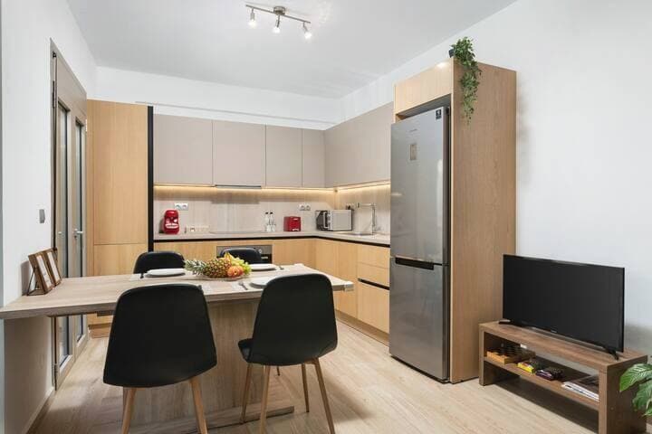 Embrace your inner chef in this dreamy kitchen! Fully equipped with modern appliances and sleek countertops, it's a culinary haven waiting to inspire your culinary creations.