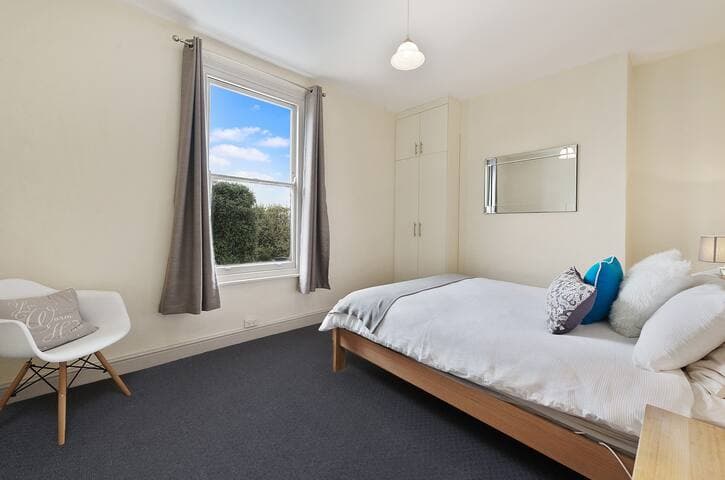 Warwick Terrace - Hobart