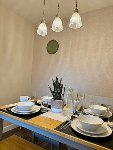 Comfy 3Br for Workers & Families