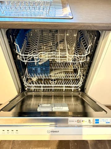 Comfy 3Br for Workers & Families