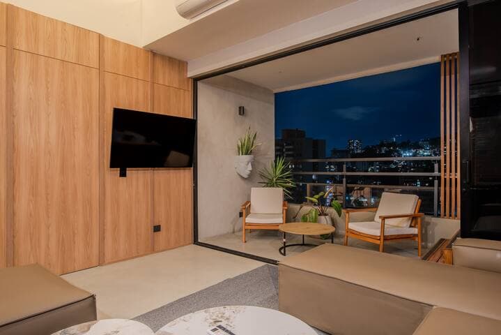 CasaOded#8 Penthouse, Private Disco SkyBar & Jacuz