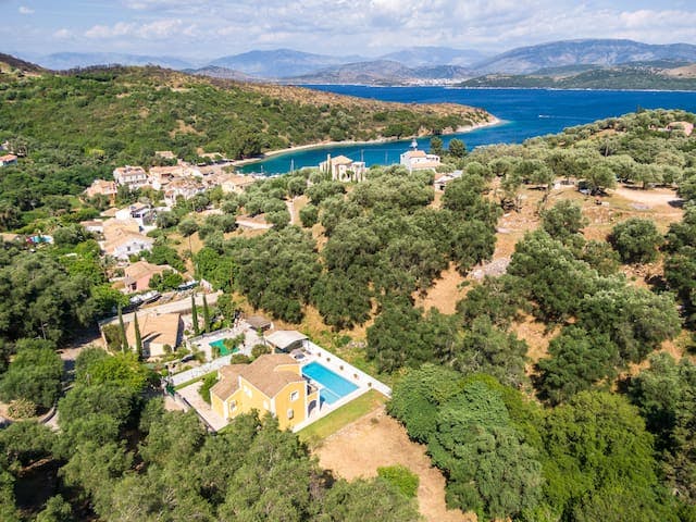 Agios Stefanos Bay - Villa Anna