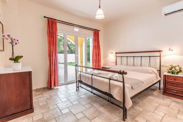 Agios Stefanos Bay - Villa Anna