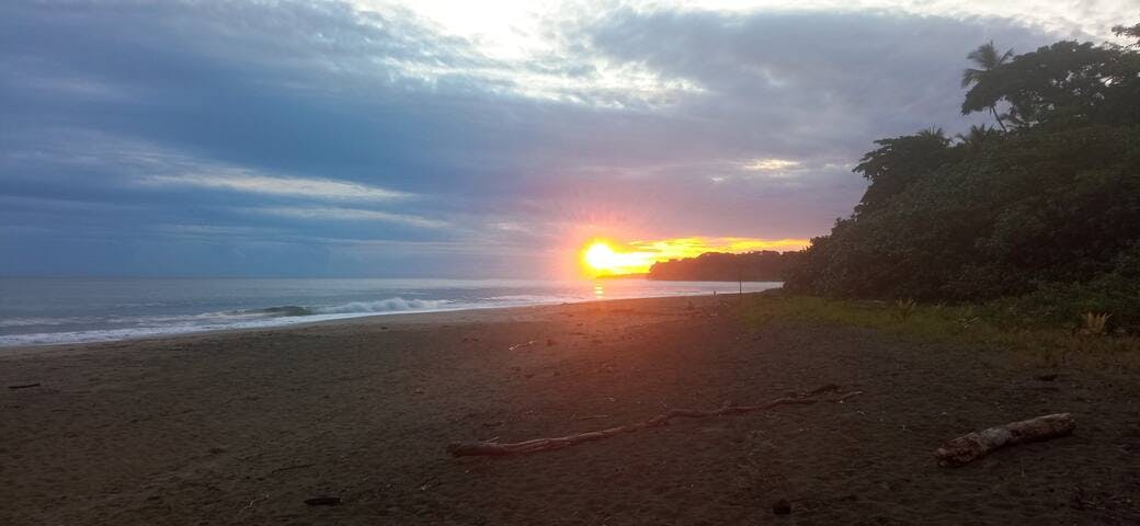 5am: Sunrise on Playa Cocles