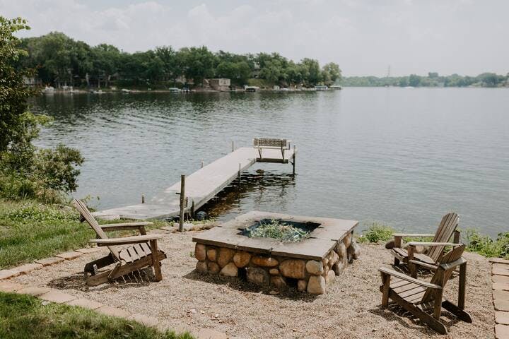 Dock Available: May - October