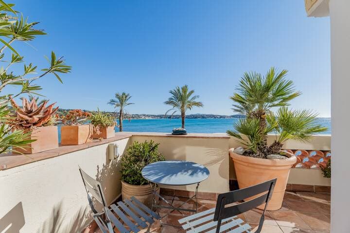 «Maison Gairard» bord de Mer, centre ville, Bandol