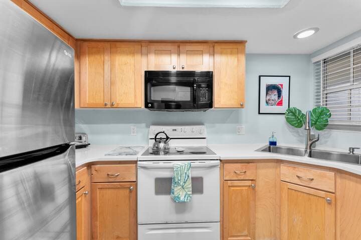Spacious, well-appointed kitchen with everything you need.