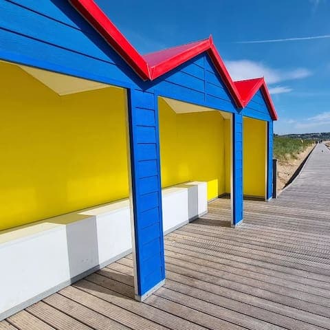 Youghal is the proud home of Ireland’s longest seafront boardwalk after a major extension to the existing structure.
The 2-metre-wide and 7km boardwalk is wheelchair-friendly and provides a scenic link between Youghal town centre and Redbarn beach.