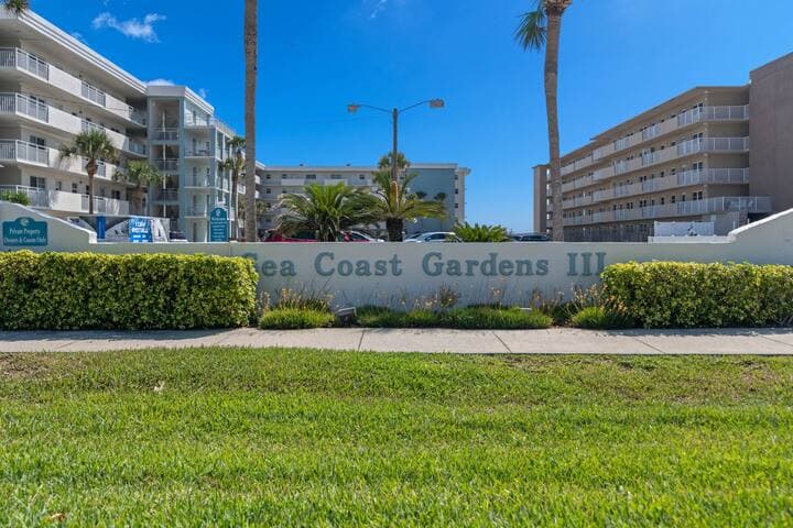 Direct Beach Access | Two Pools | Dogs Welcome