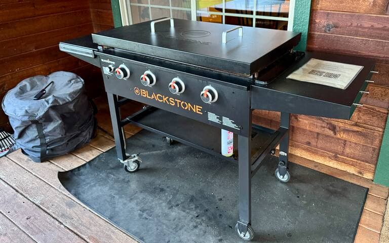 Riverfront,Hot Tub,Cali King, Canoe, Paddle Boards