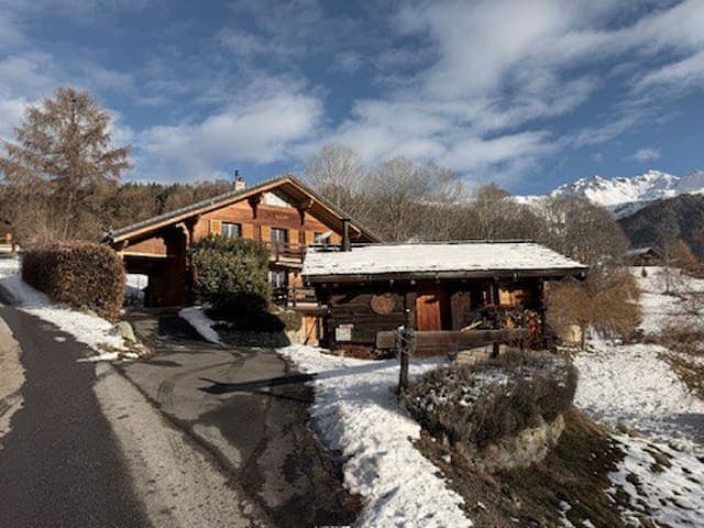 Familly Chalet for 8-12 persons - 12 min from ski