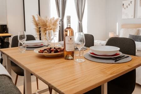 Just imagine relaxing here with a glass of wine.
Don’t miss out—see the full vibe over at @CapraEurope!