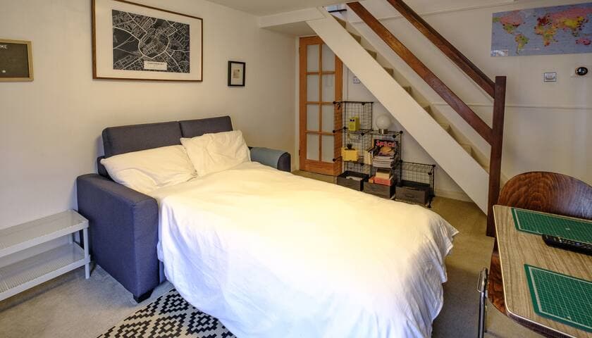 Central+Uni | Kitchen+Garden+WFH | Rail Station