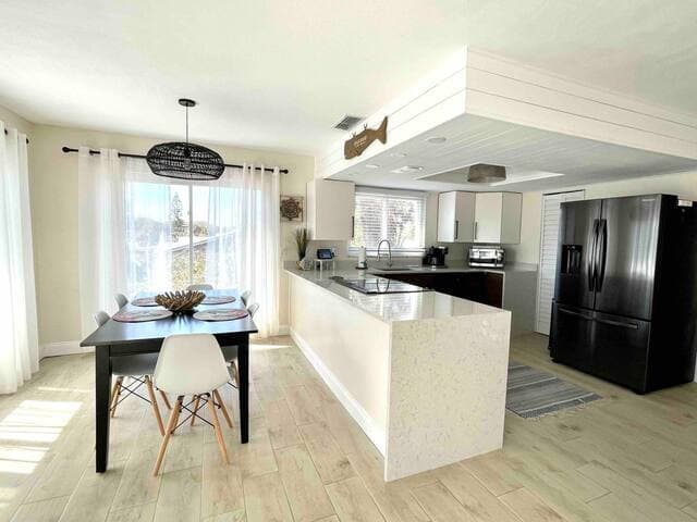 Fully-loaded kitchen has everything you need to prepare meals.