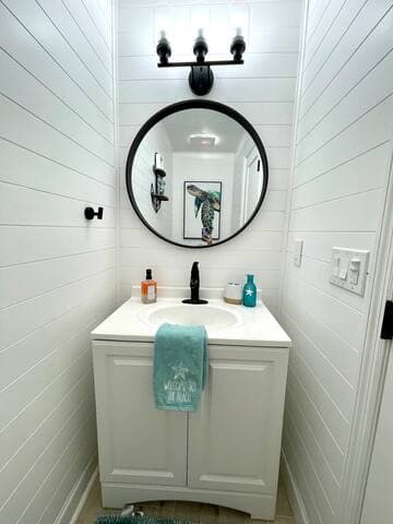 Paradise Found: Pool, Private Yard, Steps to Beach